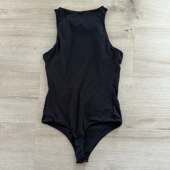 SKIMS Fits Everybody High Neck Sleeveless Tank Bodysuit Onyx Black Size Small - Picture 4 of 5